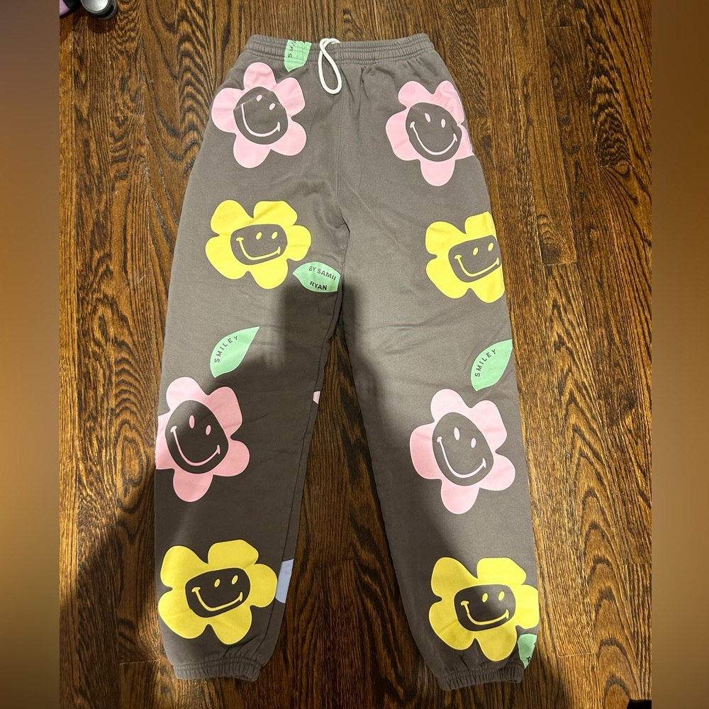 By Sammi Ryan sweatpants
